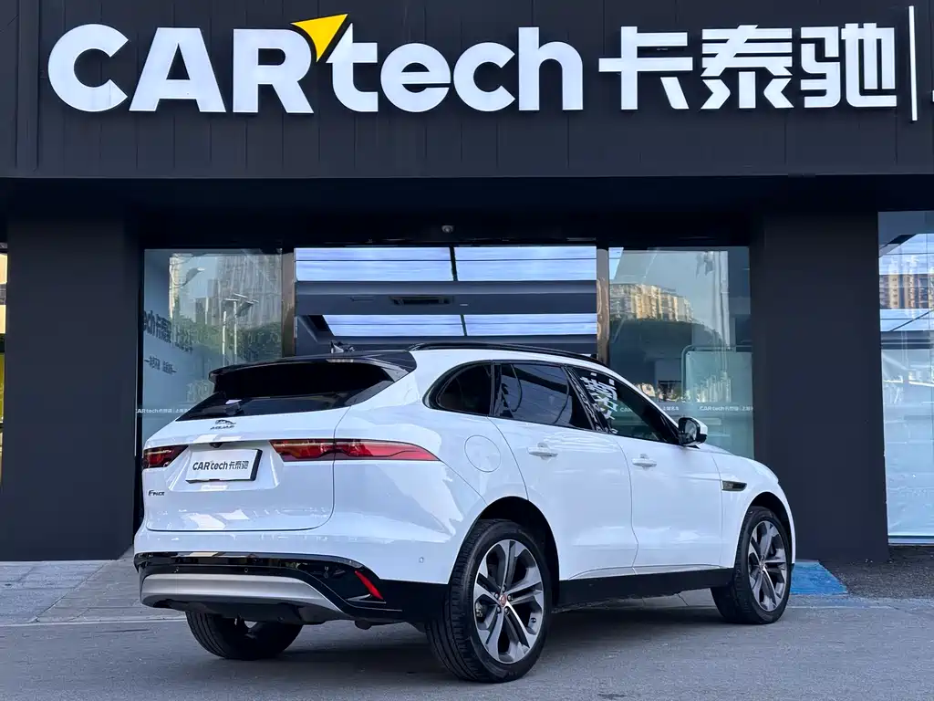 JAGUAR F PACE