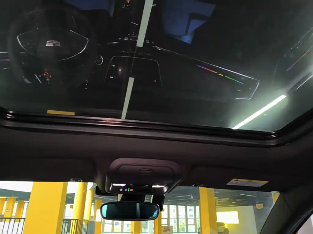 Cadillac XT5 — миниатюра 18