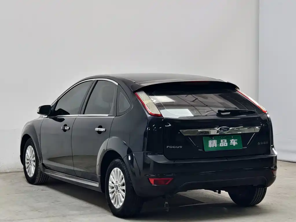 Ford Focus — миниатюра 6