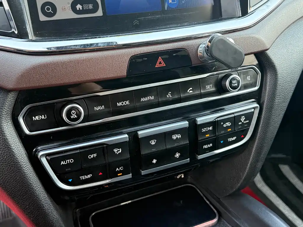 GAC Motor Trumpchi GS8 — миниатюра 23