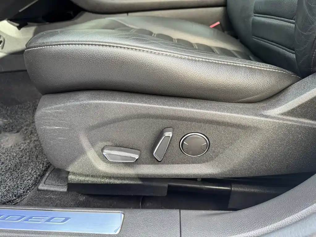 Ford Mondeo 2013 2.0L GTDi200 Luxury