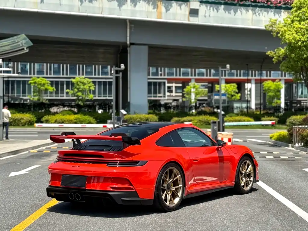 Porsche 911 2021 GT3
