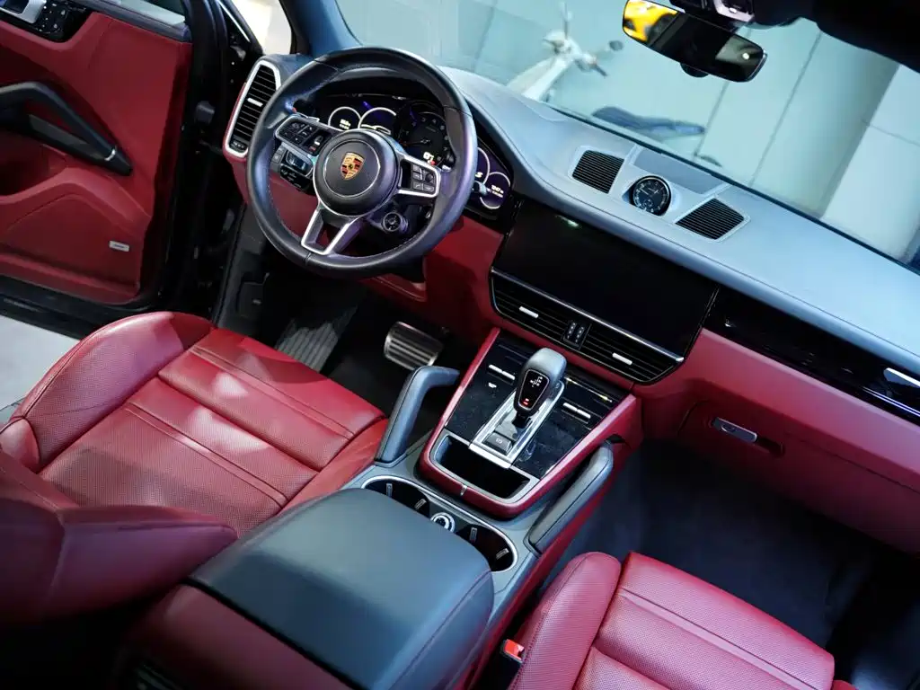 Porsche Cayenne — миниатюра 42
