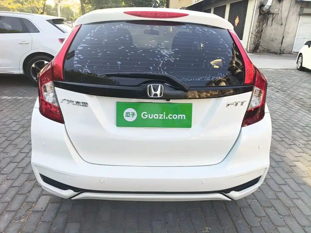 Honda Fit — миниатюра 6