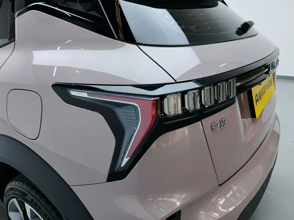Lynk & Co 06 — миниатюра 14