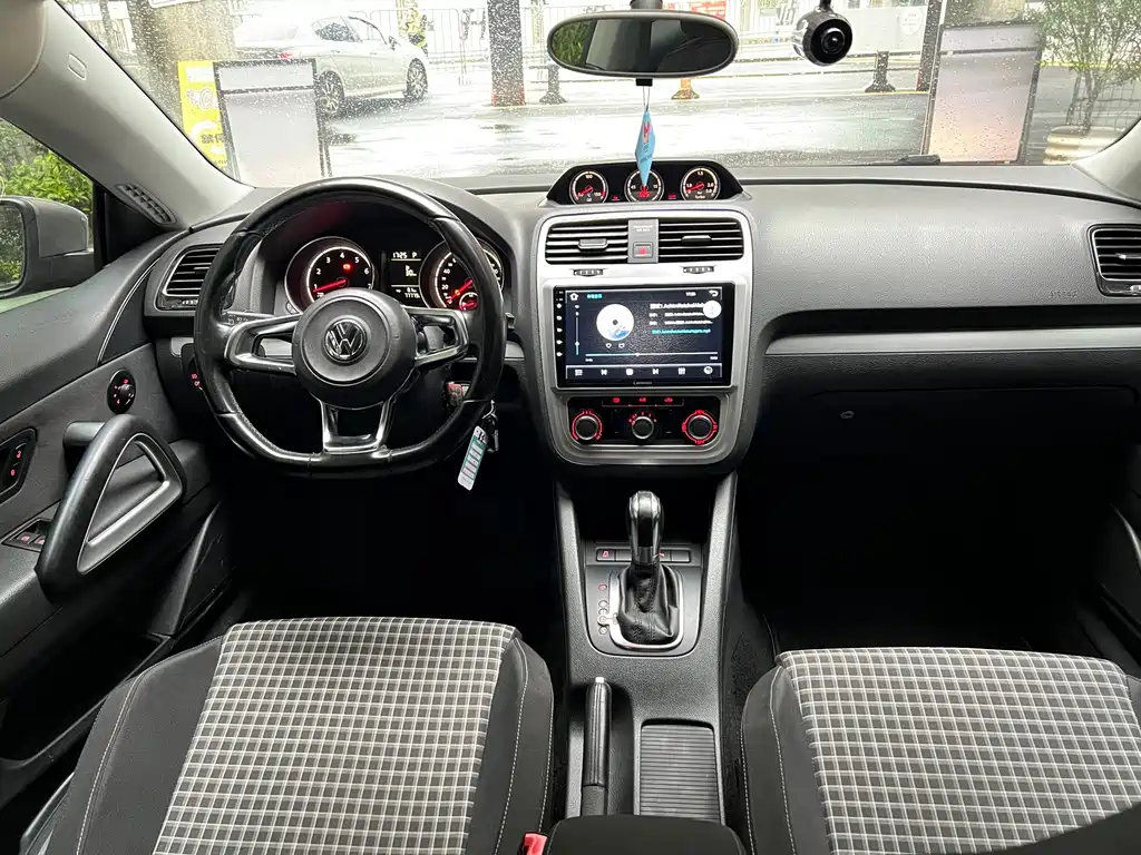 Volkswagen Scirocco — миниатюра 10