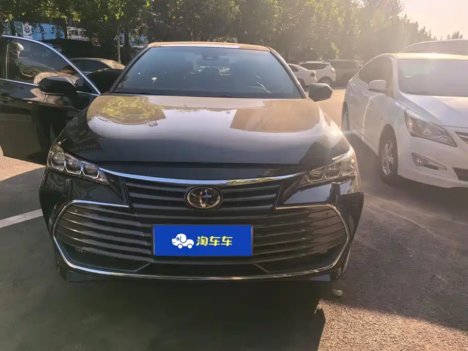 Toyota Avalon — миниатюра 2