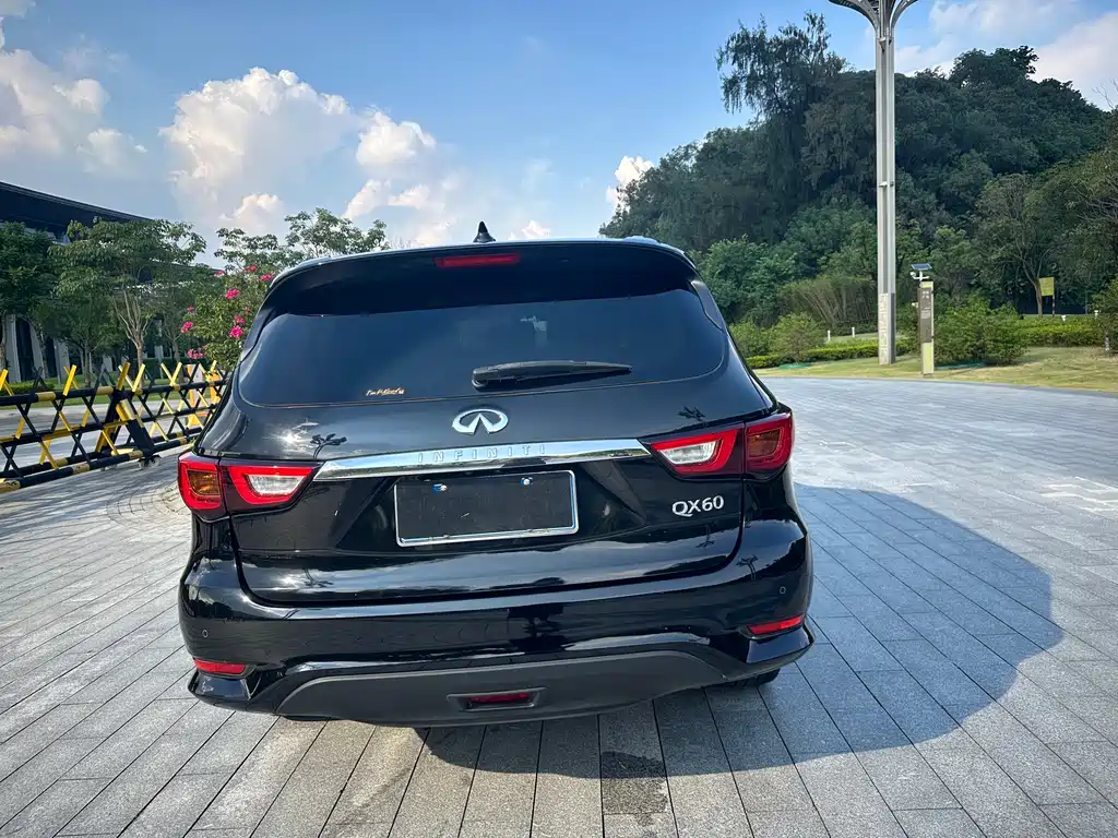 Infiniti QX60 (Import) — миниатюра 16