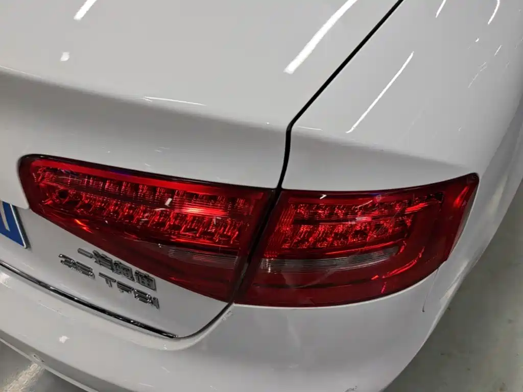 Audi A4L — миниатюра 8