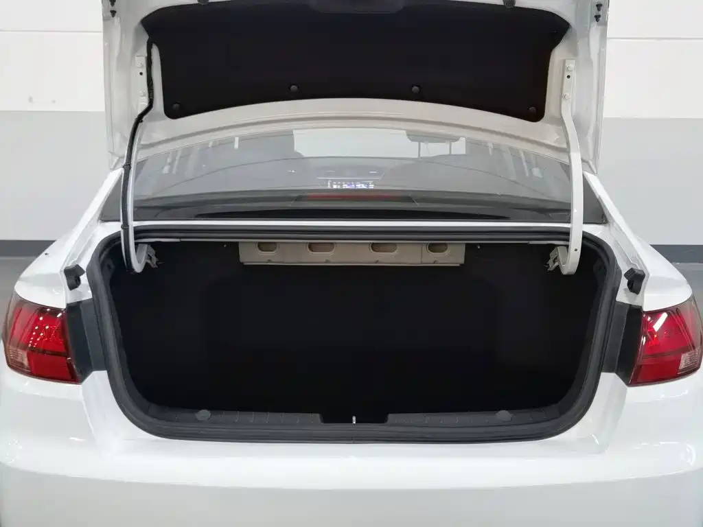 Geely Emgrand GL — миниатюра 16