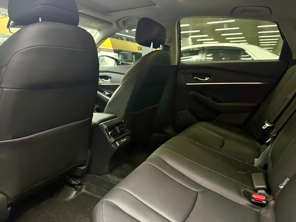 Honda Accord — миниатюра 11