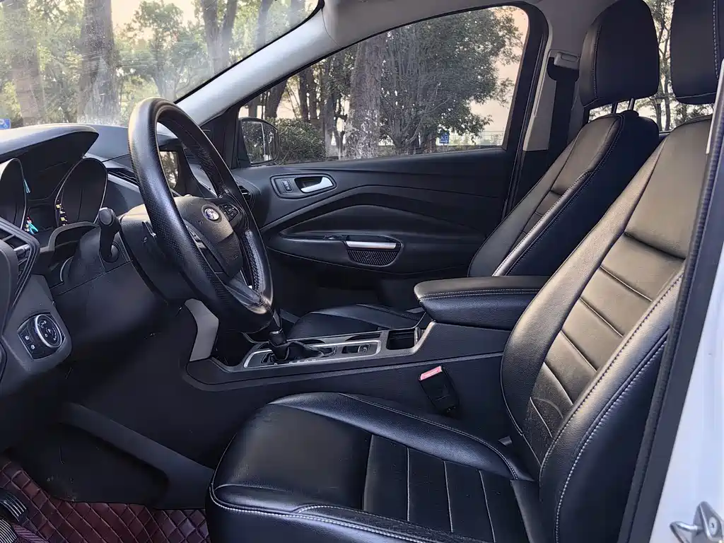 Ford Kuga — миниатюра 4