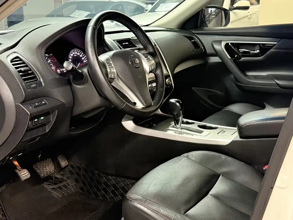 Nissan Teana — миниатюра 7