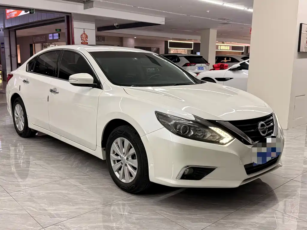 Nissan Teana — миниатюра 3