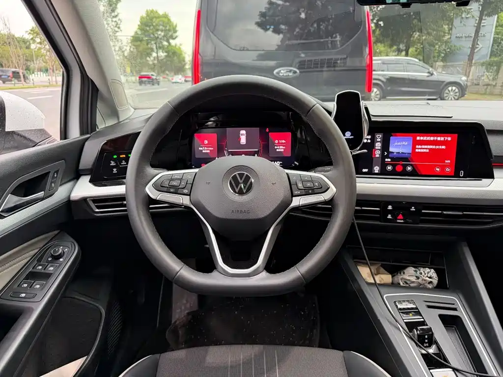 Volkswagen Golf — миниатюра 14