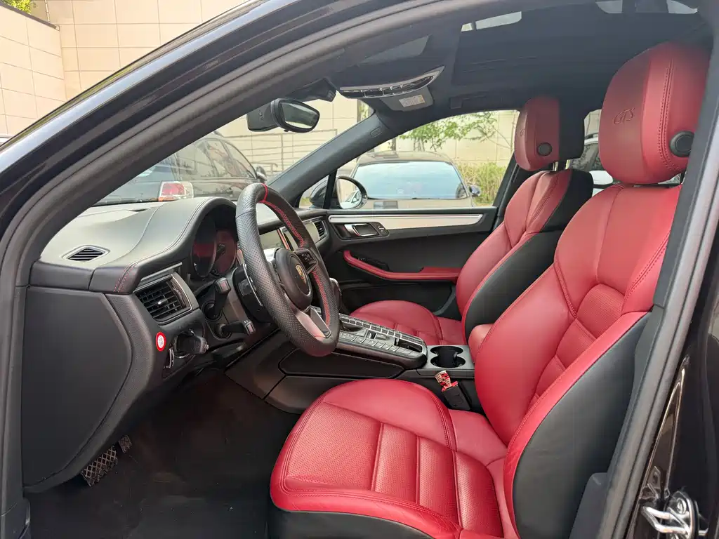 Porsche Macan 2017 Macan GTS 3.0T