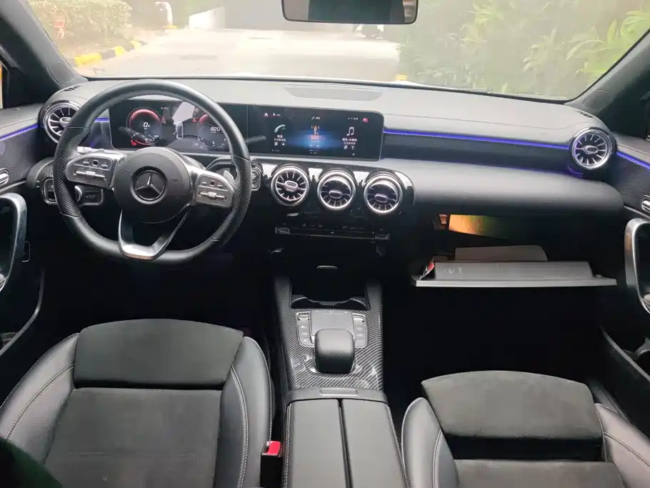 Mercedes-Benz A-Class — миниатюра 12