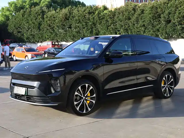 WEILAI NIO ES8 2024