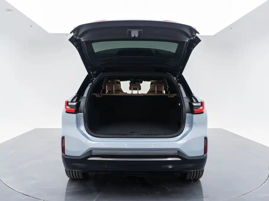 NIO ES6 — миниатюра 23