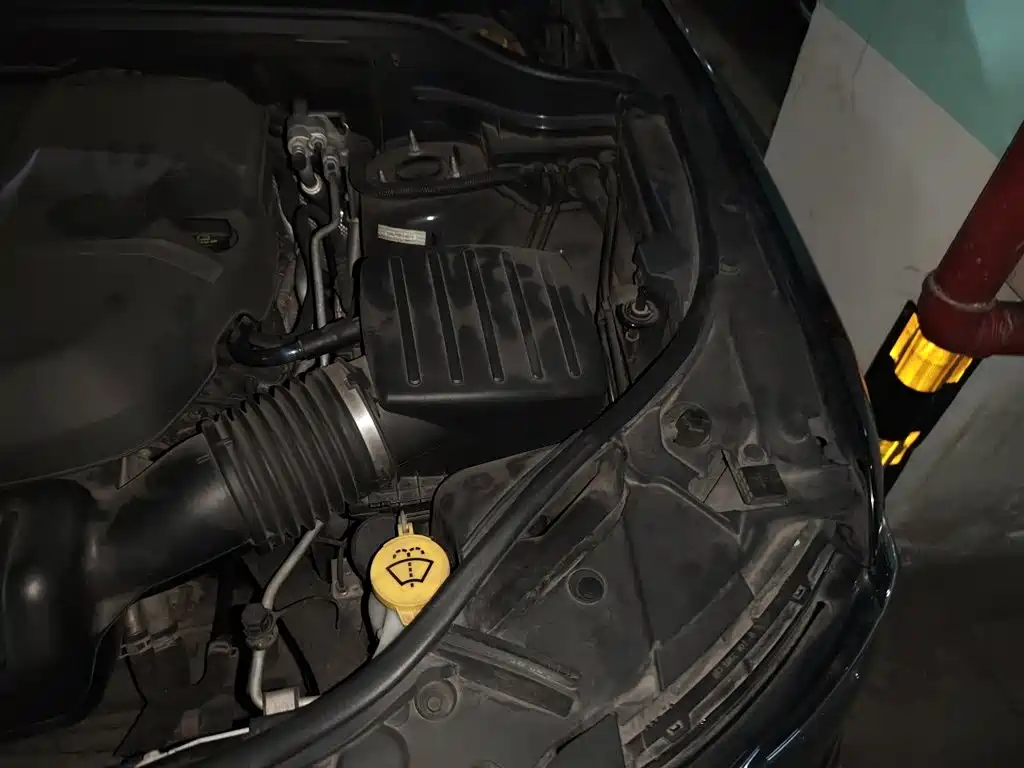 Jeep Grand Cherokee (Import) — миниатюра 21