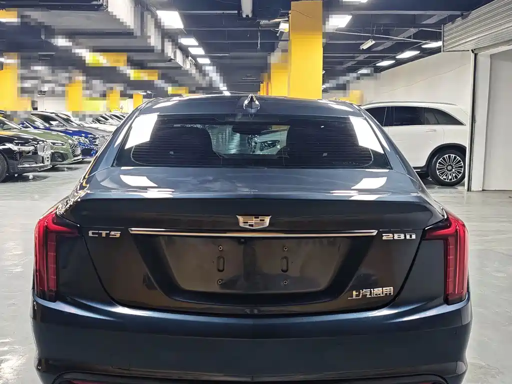 Cadillac CT5 — миниатюра 9