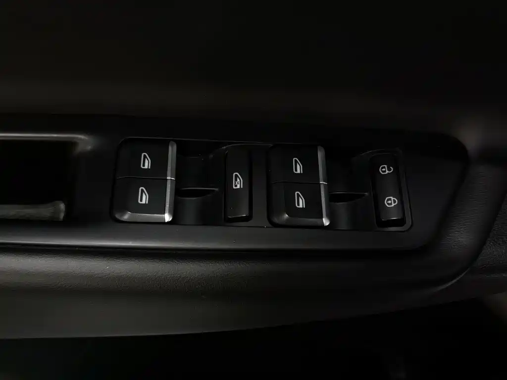Geely Emgrand GL — миниатюра 9