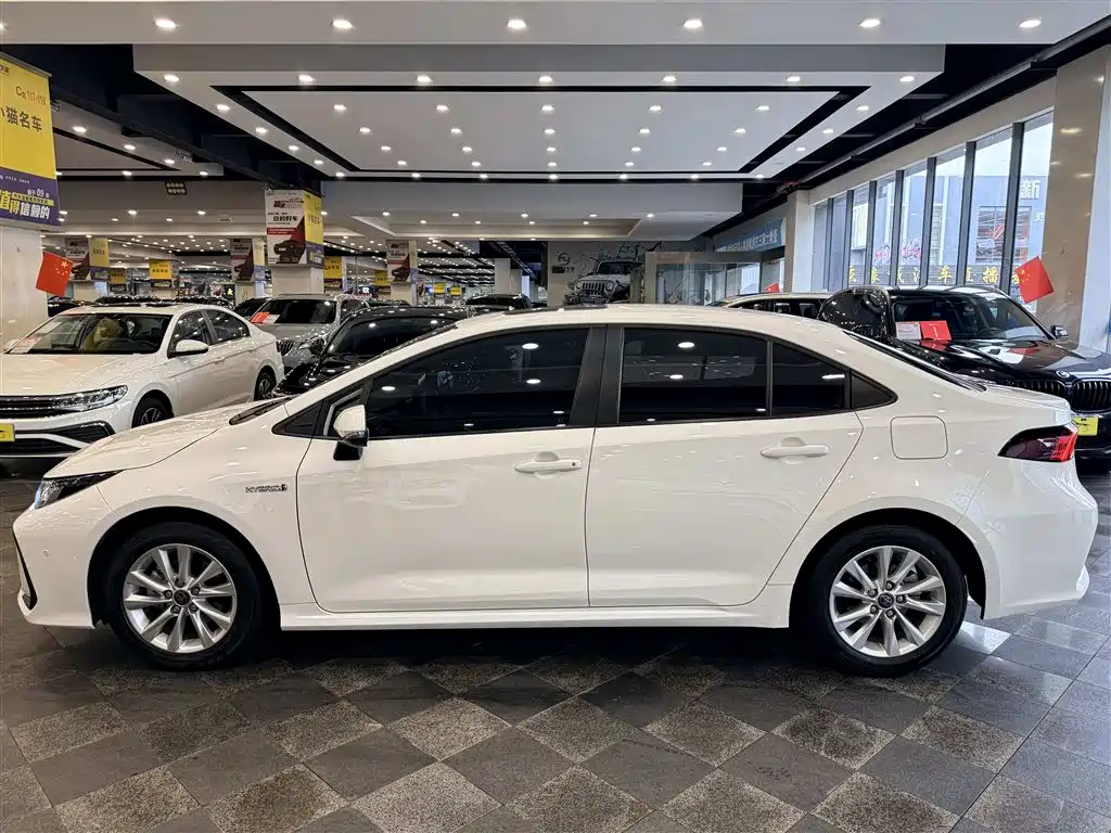Toyota Corolla — миниатюра 9