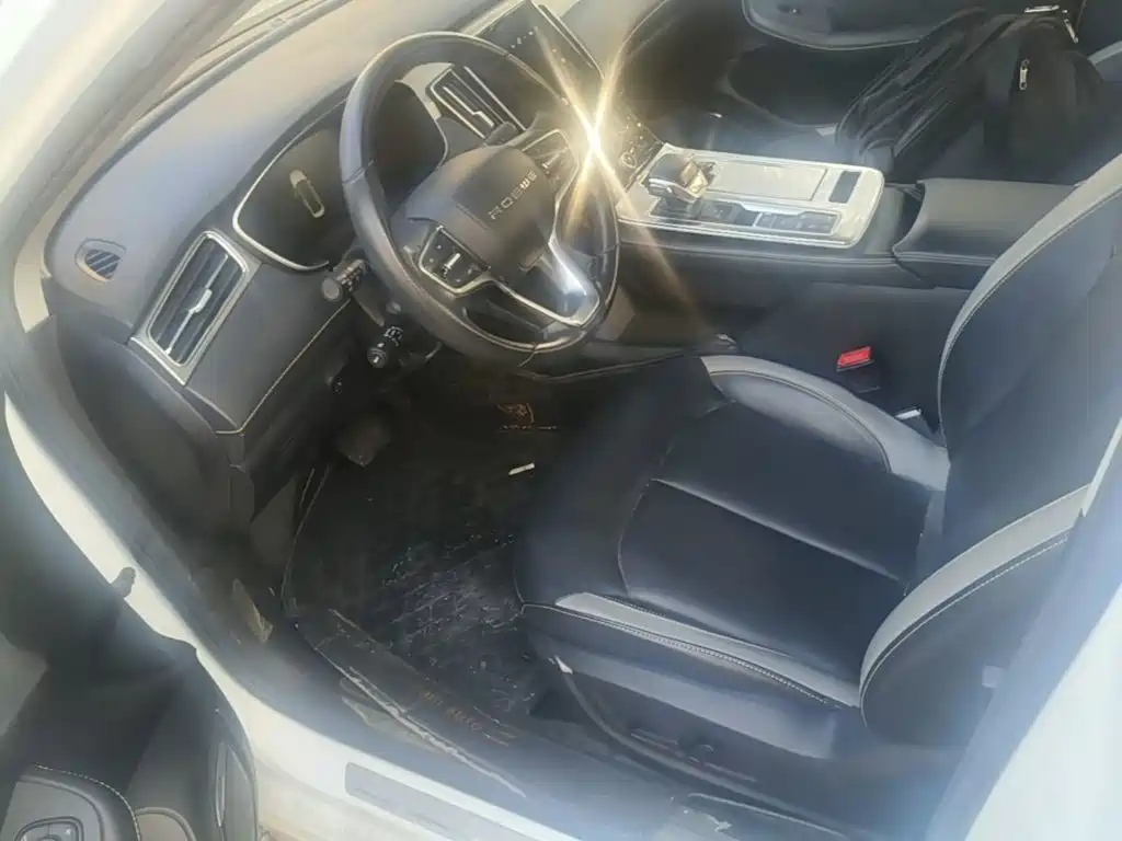 Roewe i6 MAX New Energy — миниатюра 15