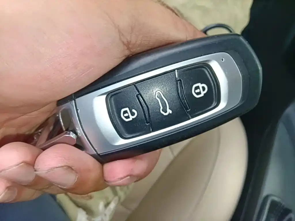 Geely Emgrand — миниатюра 9