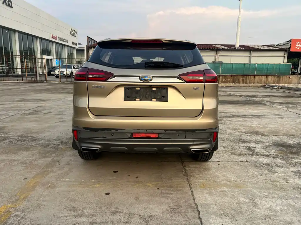 Geely Boyue — миниатюра 4
