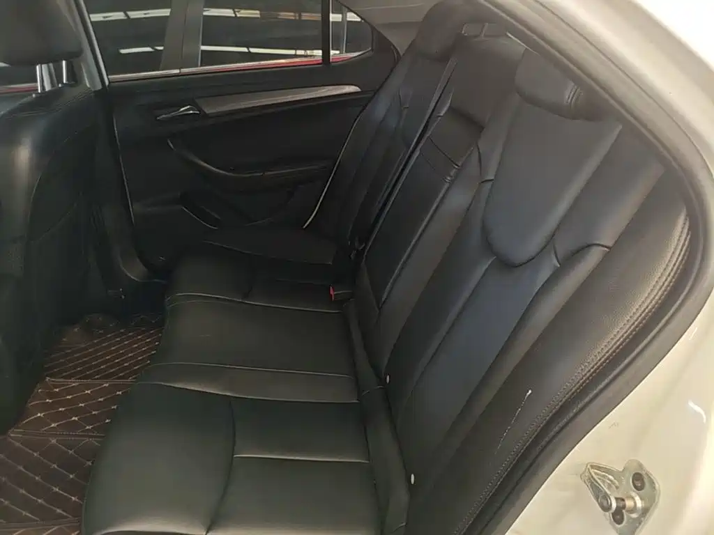 Roewe 360 — миниатюра 17