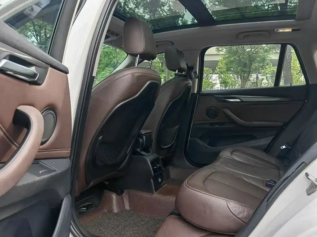 BMW X1 — миниатюра 6