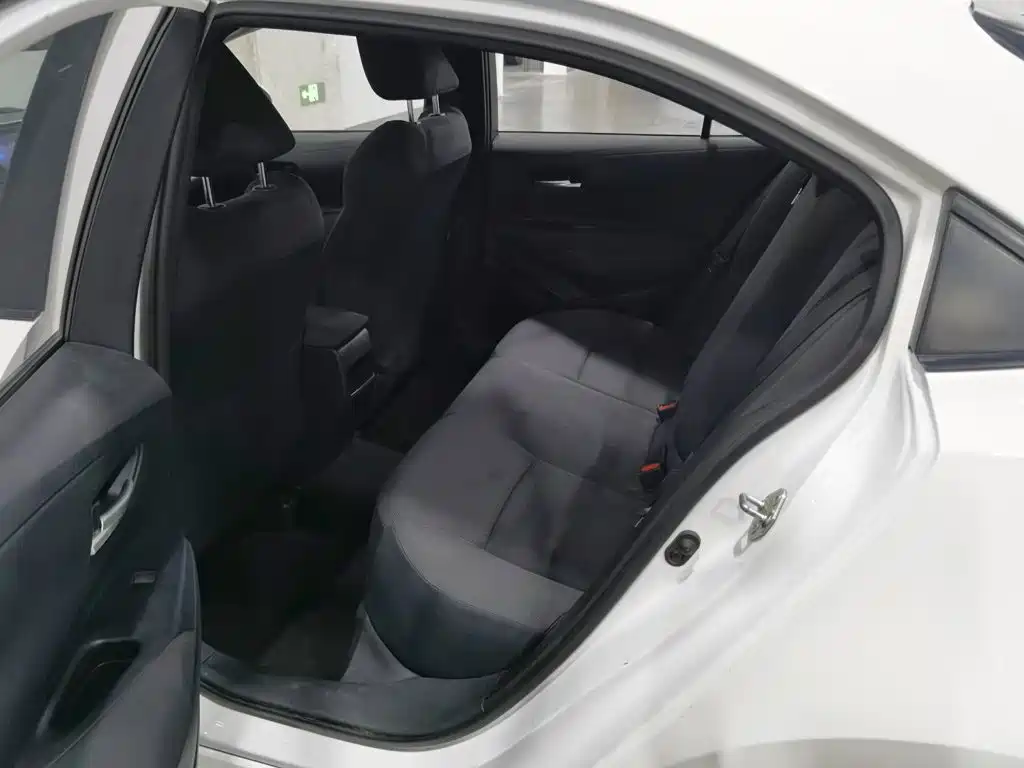 Toyota Corolla — миниатюра 15