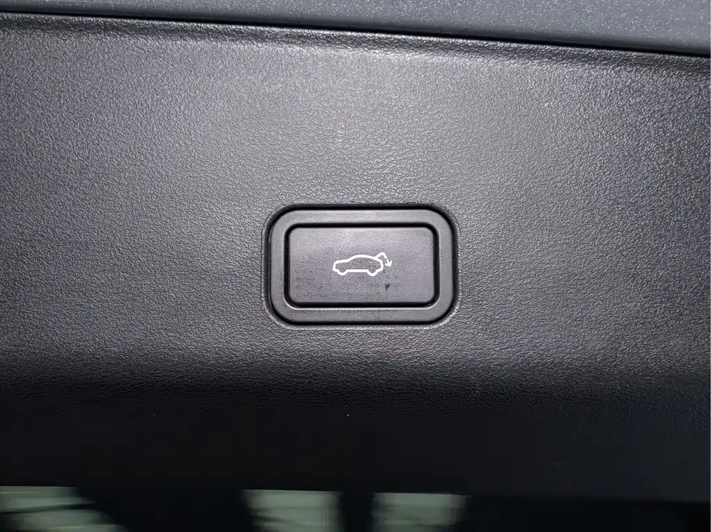 Geely Xingyue L — миниатюра 18