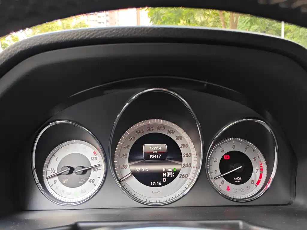 Mercedes-Benz GLK-Class — миниатюра 10