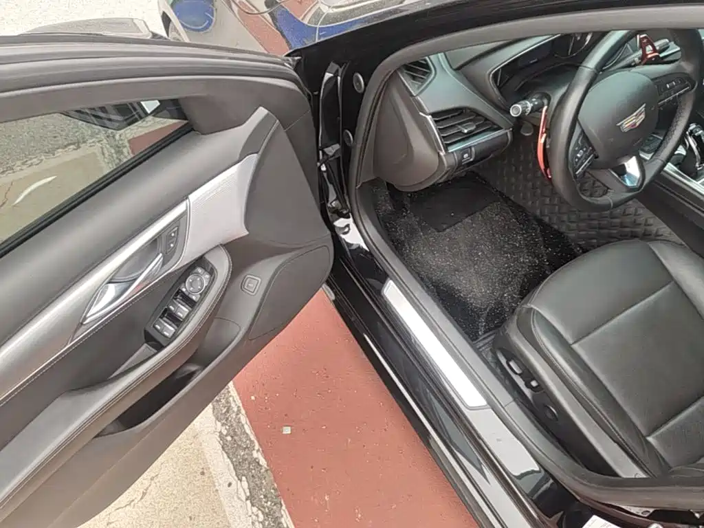 Cadillac CT5 — миниатюра 16