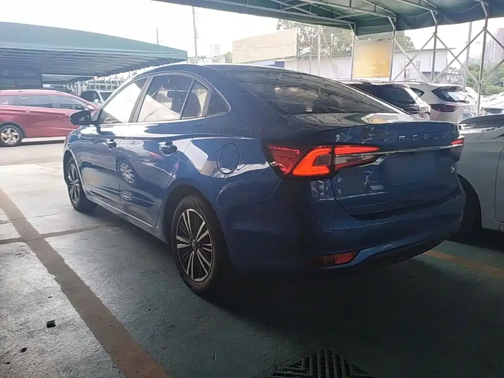 Roewe i5 — миниатюра 5