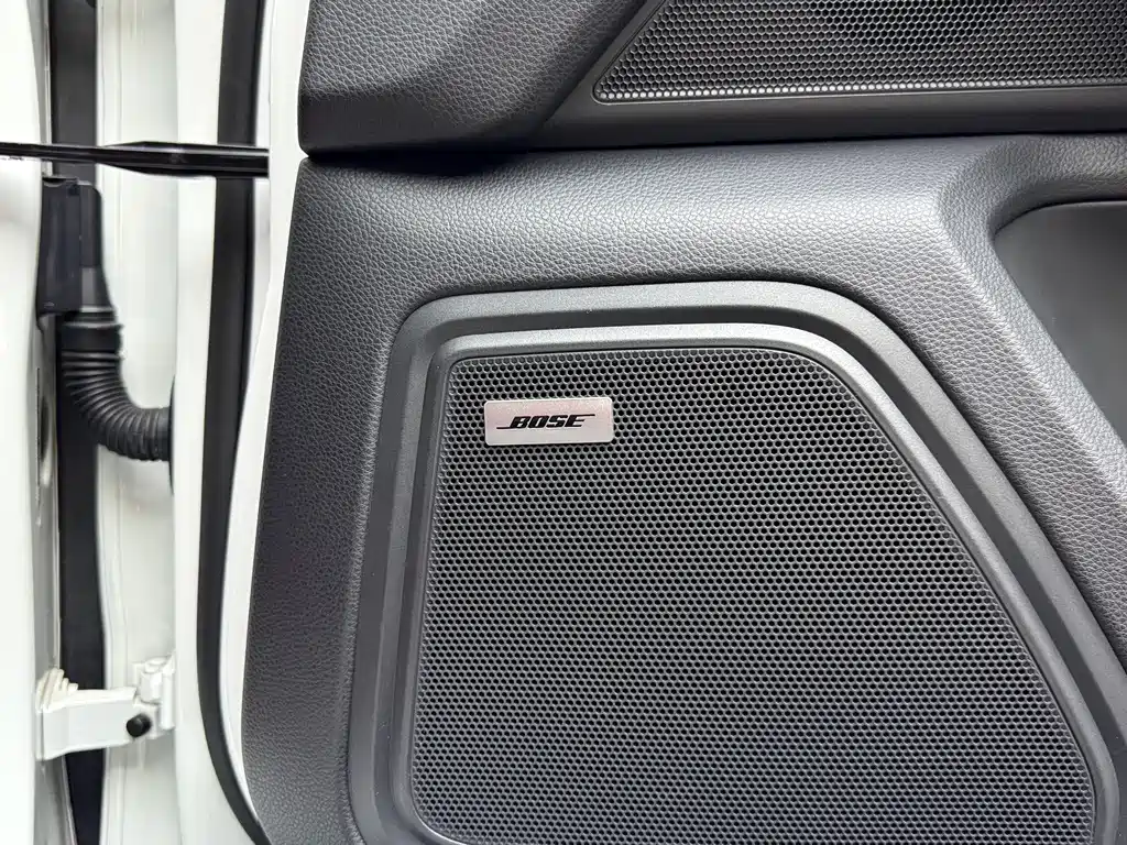 Porsche Macan — миниатюра 6