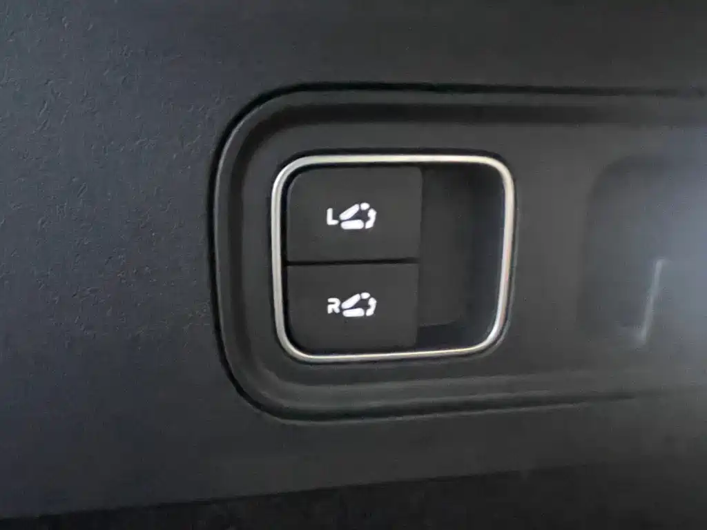 Li Auto Li L6 — миниатюра 28