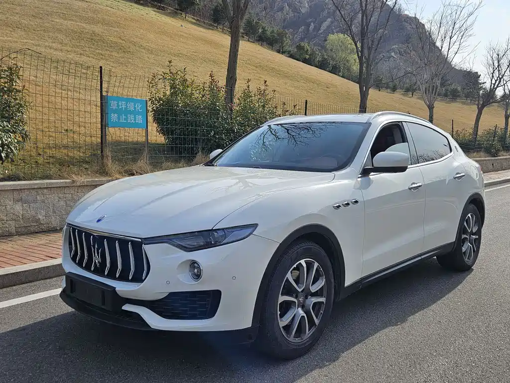 Maserati Levante 2016