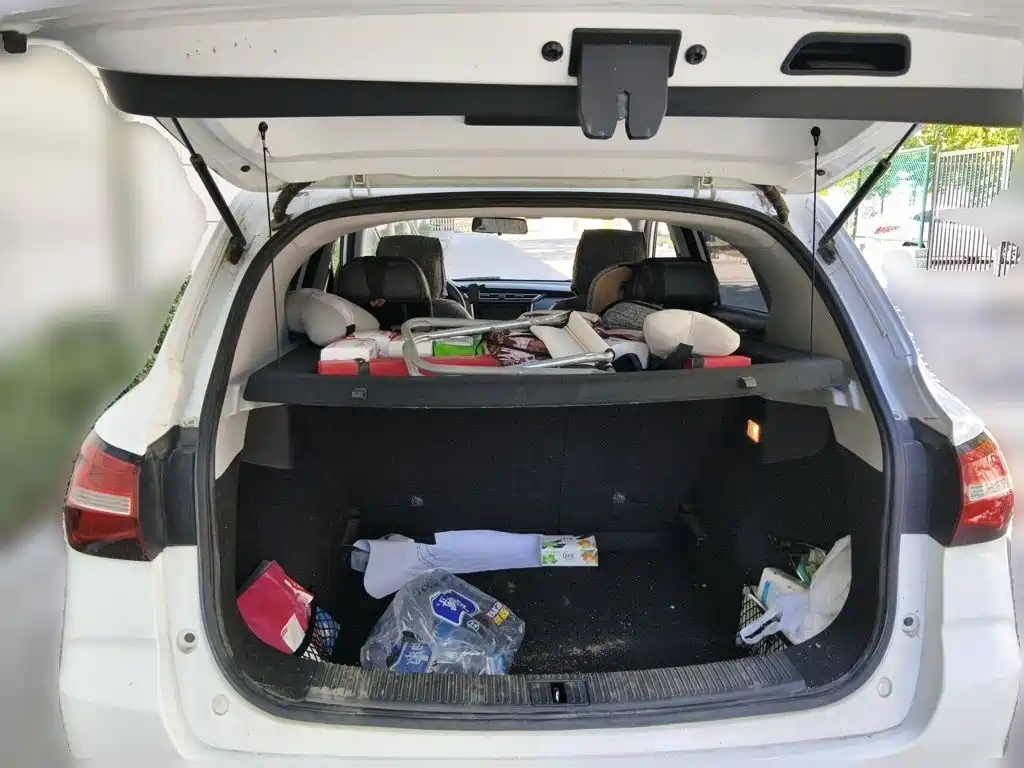 Roewe RX3 — миниатюра 15