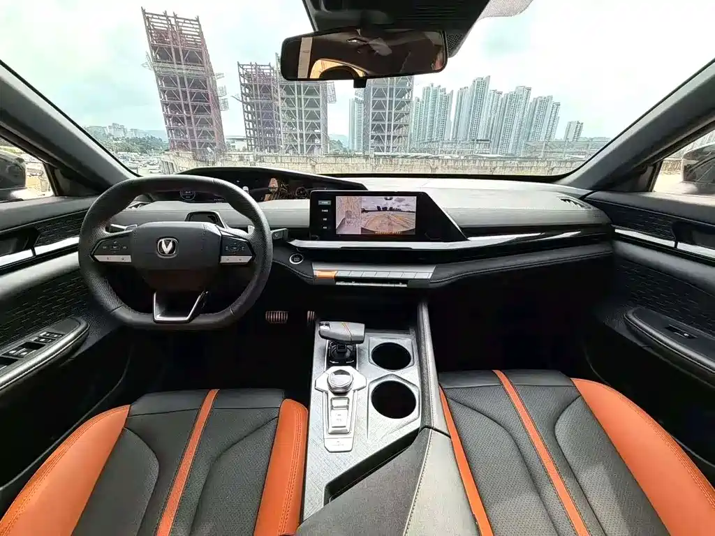 Changan UNI-V — миниатюра 4