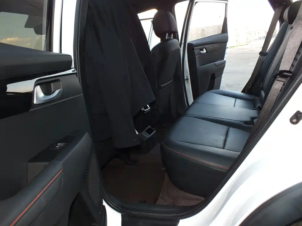 Kia Sportage — миниатюра 6