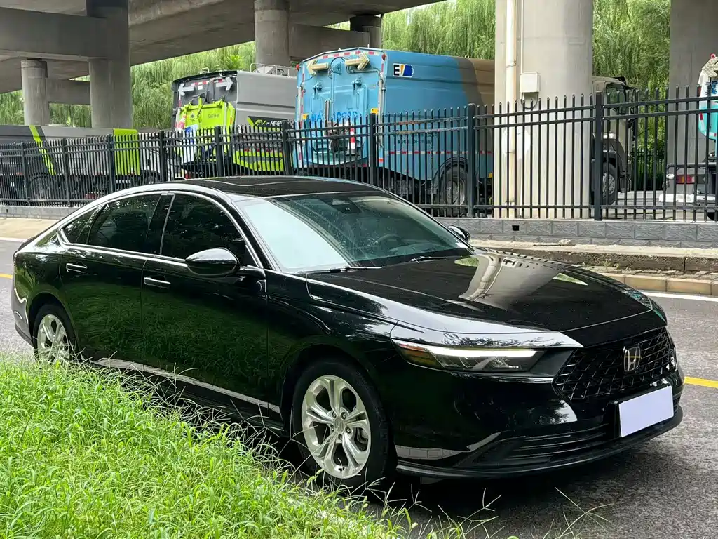 Honda Accord — миниатюра 3
