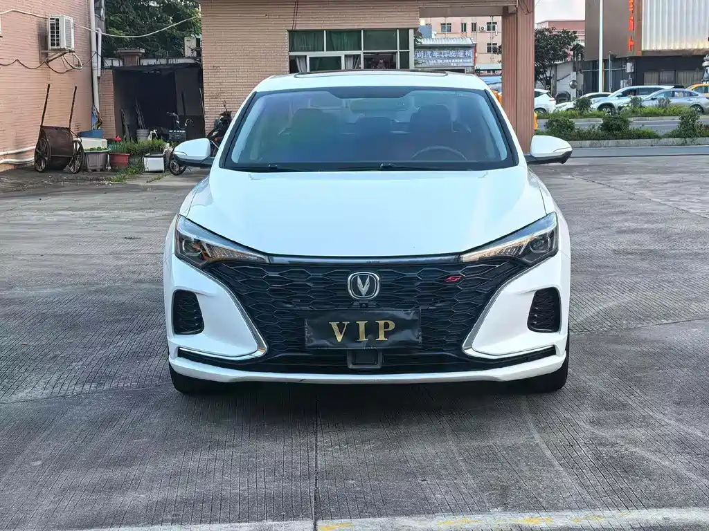 Changan Eado — миниатюра 2