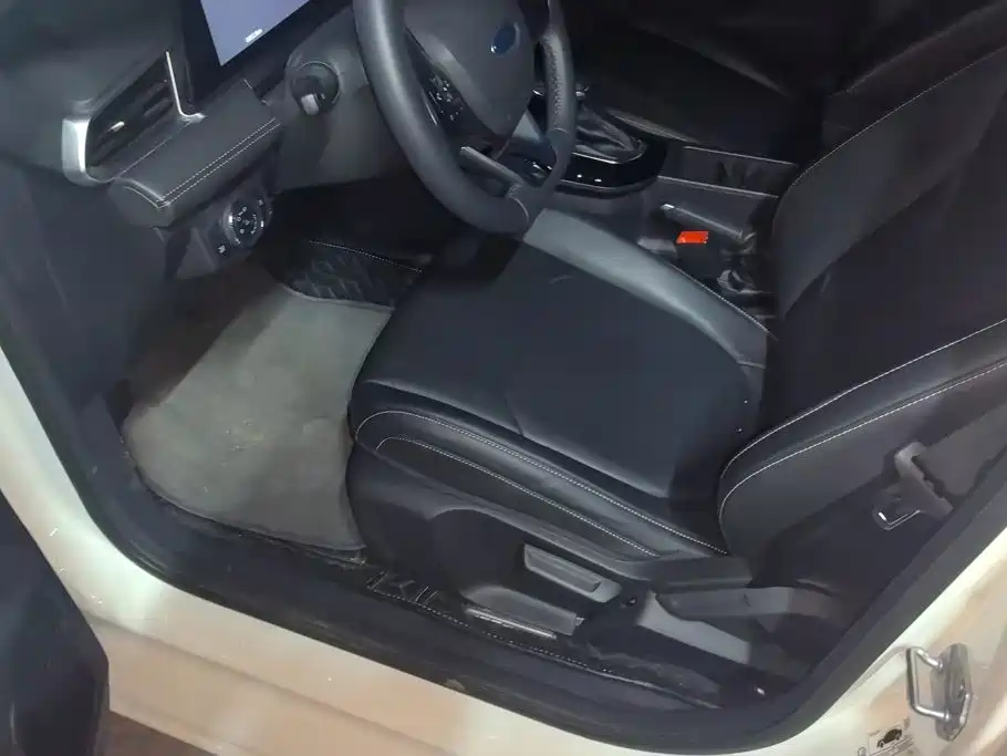 Ford Escort — миниатюра 9