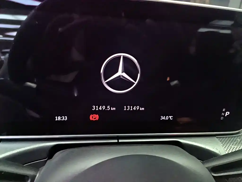 Mercedes-Benz C-Class — миниатюра 12