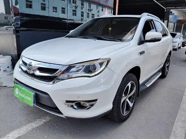 2016 BYD S7