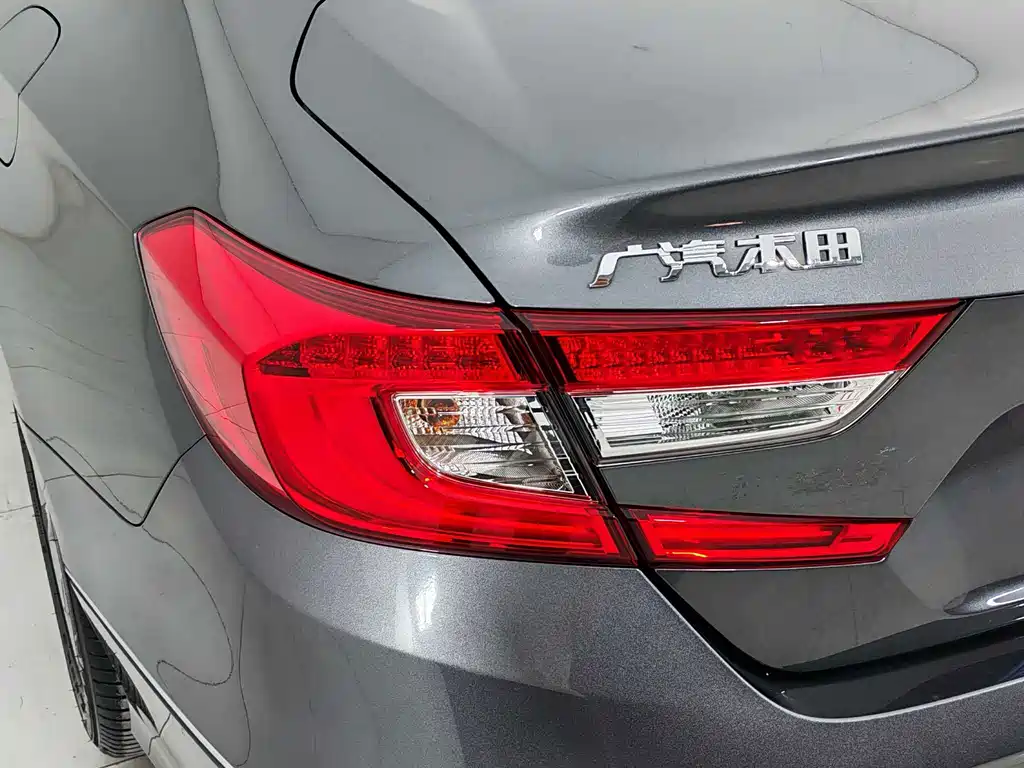 Honda Accord — миниатюра 15