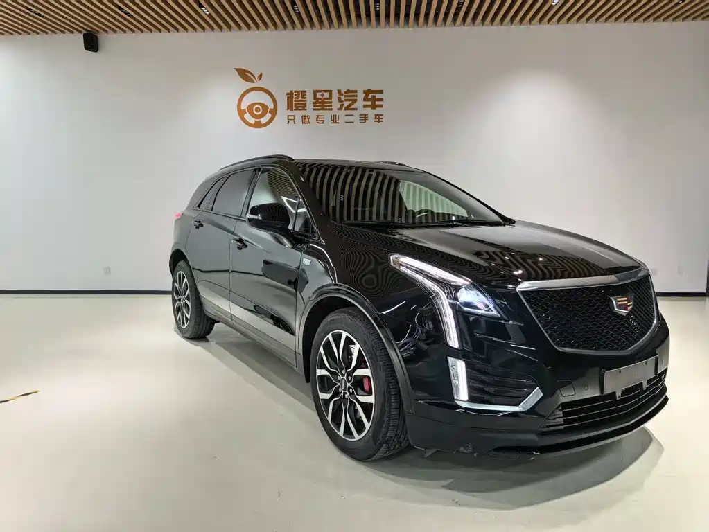 CADILLAC XT5